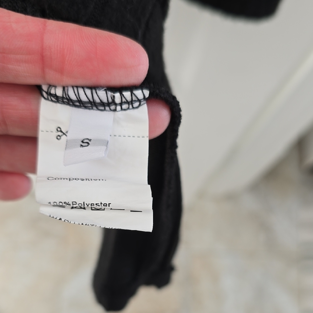 Black Ribbed Button-Detail Dress - Picture 4 of 5